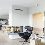 Stylish 70's With Forest And View In Ry *