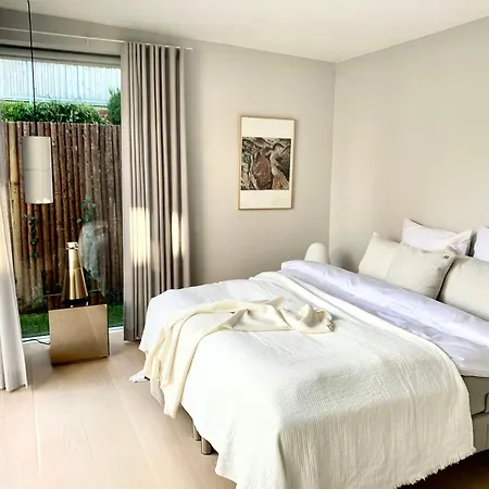 Stylish 70's With Forest And View In Ry Casa de Férias