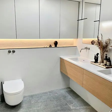 Stylish 70's With Forest And View In Ry 度假居 瑞伊